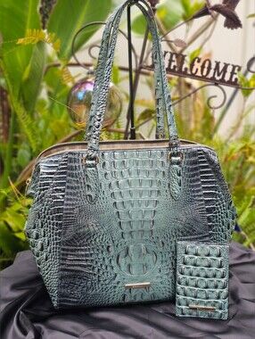 Brahmin Medium Camila Tote & Passport Wallet Set – Obsidian Melbourne Leather